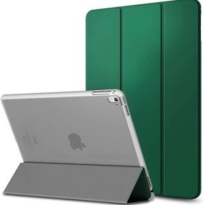 NWT - Moko IPad Pro 9.7 case - Pine Forest Green